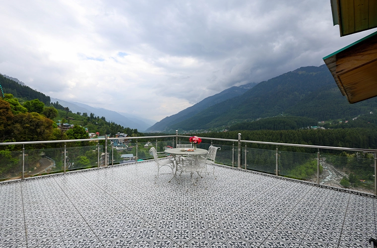 hotel_namaste_inn_beas_valley_open_terrace